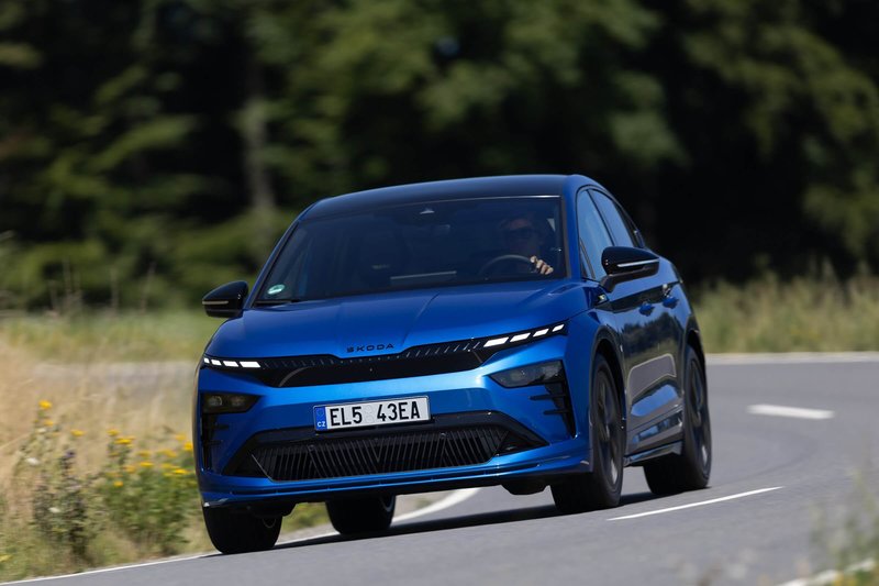 Foto: Skoda - Rund 40 Prozent der Angebote für das E-SUV Enyaq liegen preislich über denen des Verbrenner-Pendants Skoda Kodiaq Foto: Skoda - Rund 40 Prozent der Angebote für das E-SUV Enyaq liegen preislich über denen des Verbrenner-Pendants Skoda Kodiaq