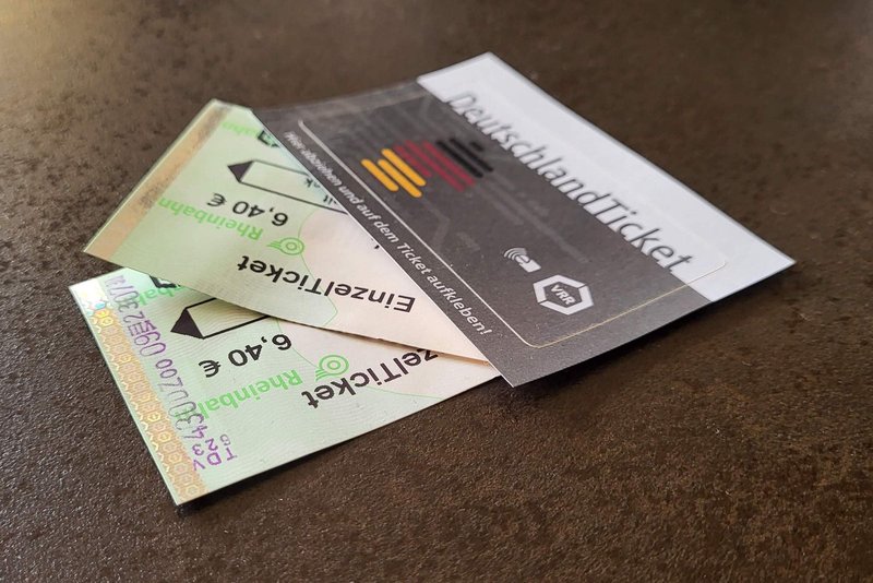 Technische Probleme und unflexible Abo-Regelungen – das Deutschlandticket erntet weiterhin Kritik. Foto: SP-X Technische Probleme und unflexible Abo-Regelungen – das Deutschlandticket erntet weiterhin Kritik. Foto: SP-X